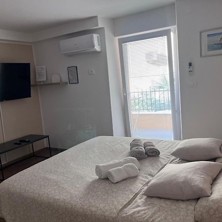 Olea Apartments ไพราน ภายนอก รูปภาพ