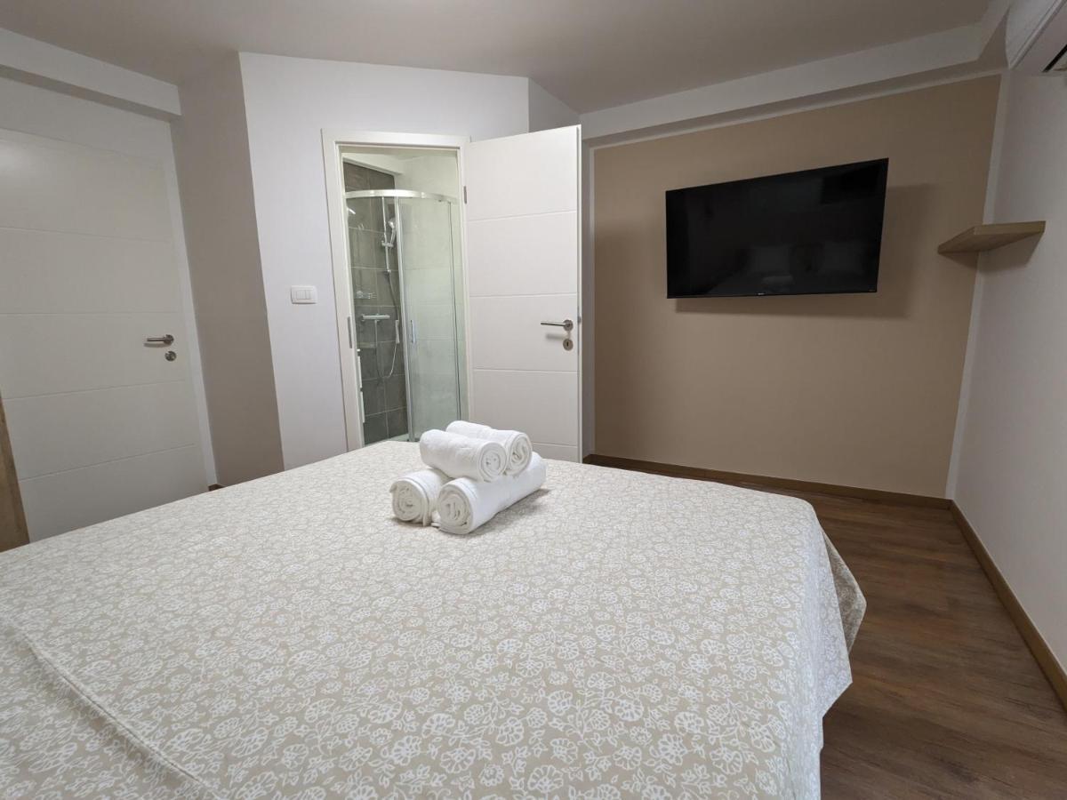 Olea Apartments ไพราน ภายนอก รูปภาพ