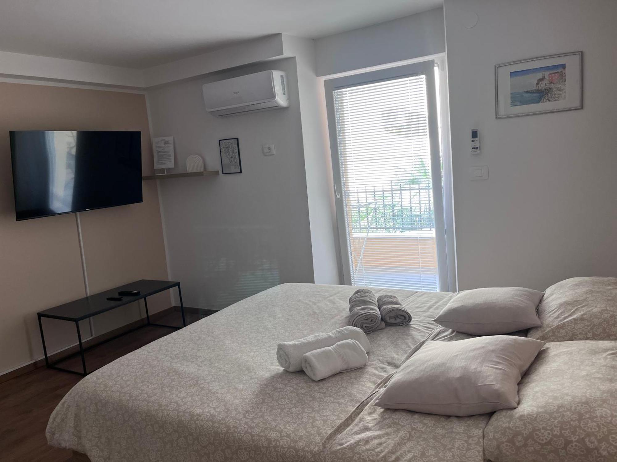 Olea Apartments ไพราน ภายนอก รูปภาพ