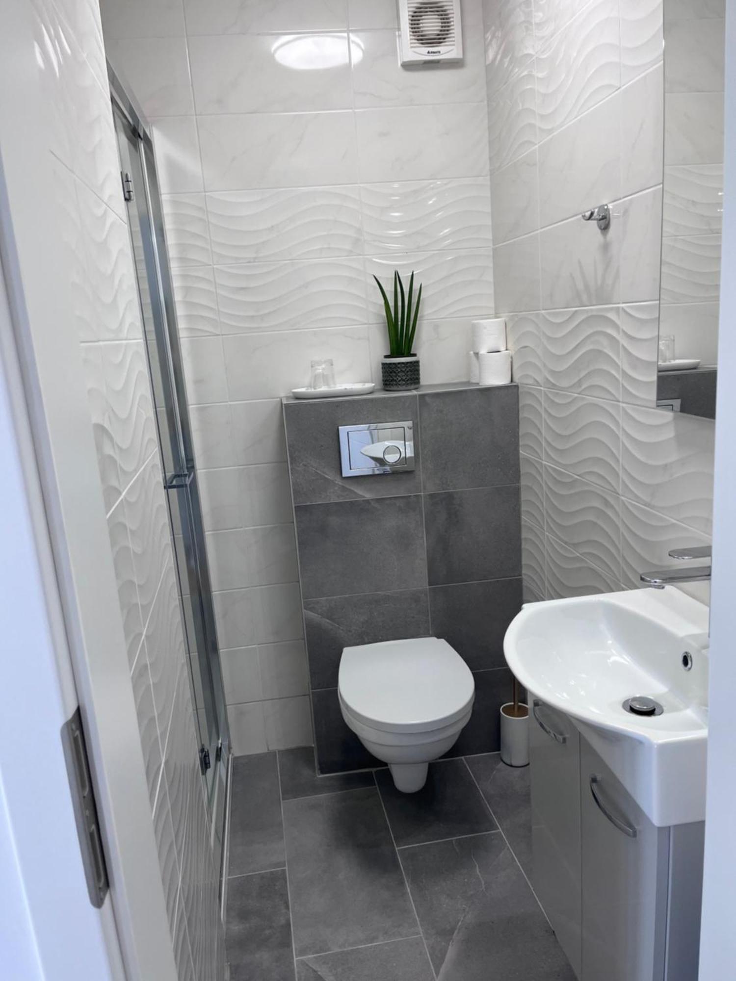 Olea Apartments ไพราน ภายนอก รูปภาพ
